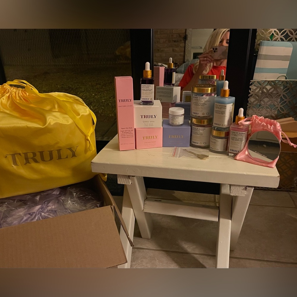 SOLD!! Bundle of 14 items that comes with the Yellow or Purple Trunk of choice!